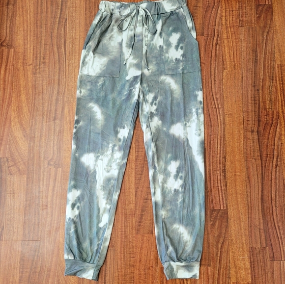 🔥2 Piece Tie Dye Lounge Set (joggers) - Picture 5 of 6